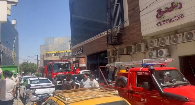 إنقاذ امرأة وطفلها إثر سقوط مصعد كهربائي في منطقة الأعظمية - إنقاذ امرأة وطفلها إثر سقوط مصعد كهربائي في منطقة الأعظمية - إنقاذ امرأة وطفلها إثر سقوط مصعد كهربائي في منطقة الأعظمية - إنقاذ امرأة وطفلها إثر سقوط مصعد كهربائي في منطقة الأعظمية - إنقاذ امرأة وطفلها إثر سقوط مصعد كهربائي في منطقة الأعظمية - Woman and Child Rescued After Electric Elevator Falls in Al-Aadhamiya Area - Woman and Child Rescued After Electric Elevator Falls in Al-Aadhamiya Area