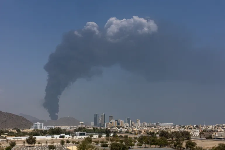 لندن تعتبر استهداف الملاحة في الخليج تصعيداً خطيراً وتدعو لاحترام القانون الدولي - لندن تعتبر استهداف الملاحة في الخليج تصعيداً خطيراً وتدعو لاحترام القانون الدولي - لندن تعتبر استهداف الملاحة في الخليج تصعيداً خطيراً وتدعو لاحترام القانون الدولي - لندن تعتبر استهداف الملاحة في الخليج تصعيداً خطيراً وتدعو لاحترام القانون الدولي - لندن تعتبر استهداف الملاحة في الخليج تصعيداً خطيراً وتدعو لاحترام القانون الدولي - London Deems Targeting Gulf Navigation a Dangerous Escalation, Calls for Respect of International Law - London Deems Targeting Gulf Navigation a Dangerous Escalation, Calls for Respect of International Law